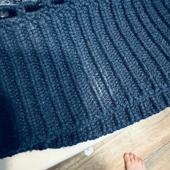 MICHAEL KORS Designer Cashmere sequin Open Knit Top Womans Small - Picture 2 of 12